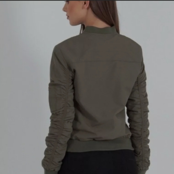 MANIERE DE VOIR Army Green Bomber - Size s - Picture 3 of 11